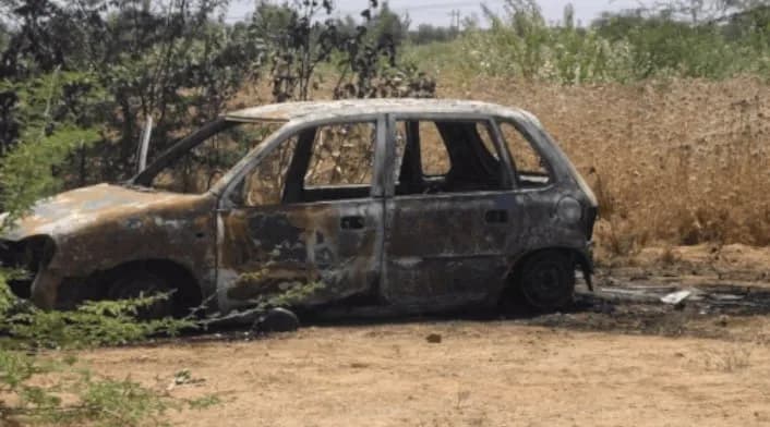 जोधपुर कार आग हादसा ,बोरानाडा थाना क्षेत्र ,पेट्रोल पंप के सामने घटना ,व्यापारी की मौत ,कार में आग लगना ,फायर ब्रिगेड 