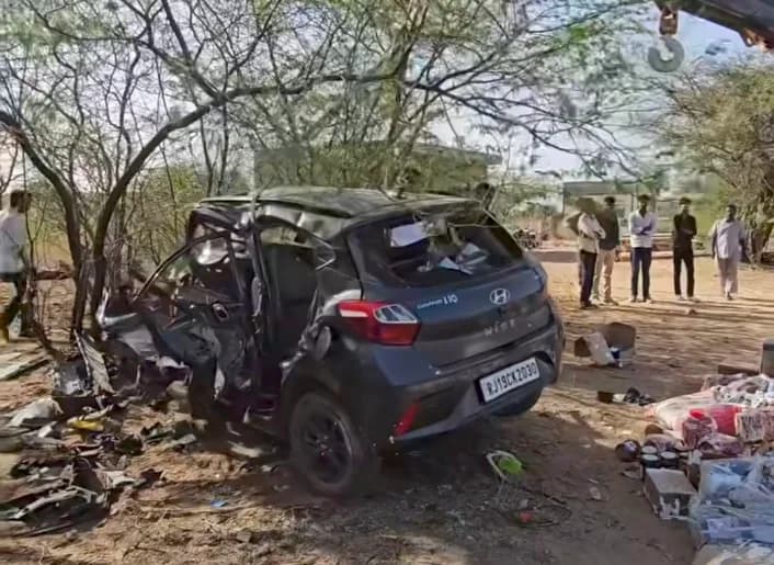 बाड़मेर हादसा, सड़क दुर्घटना, पिकअप-कार टक्कर, हाईवे एक्सीडेंट, परिवार की मौत, राजस्थान न्यूज