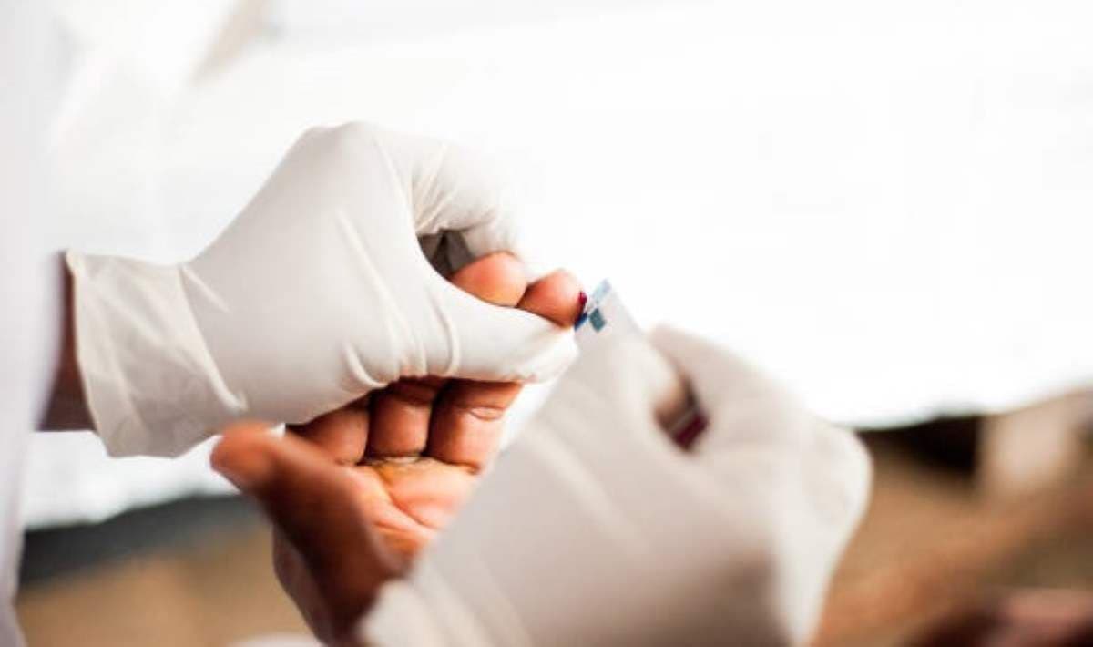 यूपी के हॉस्पिटल में 14 बच्चे खून चढ़ाने के बाद HIV और हेपेटाइटिस से संक्रमित