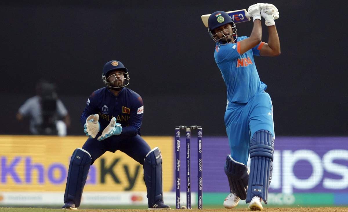 श्रीलंका ने वर्ल्ड कप में भारत से शर्मनाक हार के बाद पूरे क्रिकेट बोर्ड को ही बर्खास्त कर दिया