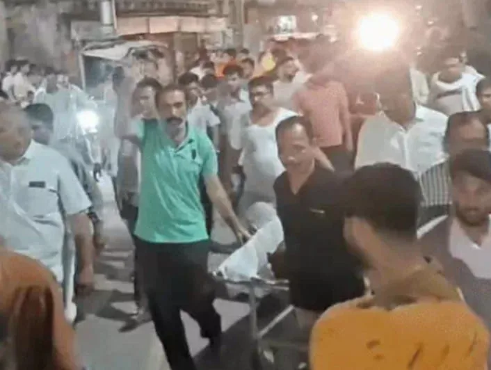 नदबई ज्वेलर हत्या ,भरतपुर क्राइम न्यूज़ ,ज्वेलरी लूट केस ,राजस्थान फायरिंग ,व्यापारी प्रदर्शन