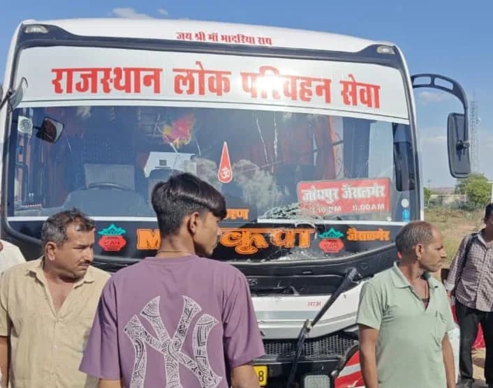 बालेसर सड़क हादसा , एक्सीडेंट ,जोधपुर बस हादसा ,बाइक सवार की मौत ,तेज रफ्तार बस