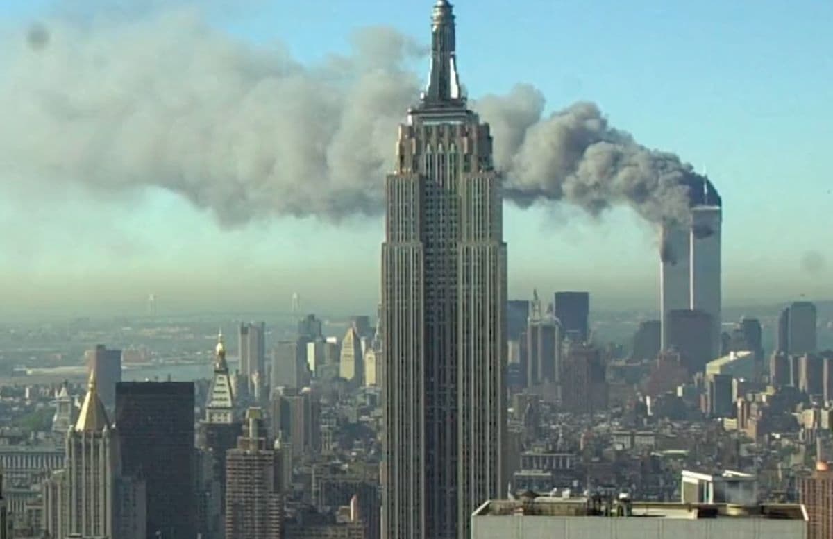 9/11 Attack: वर्ल्ड ट्रैड सेंटर पर हमले की बरसी, 22 साल बाद अभी दो और पीड़ितों की पहचान, 1000 अभी भी