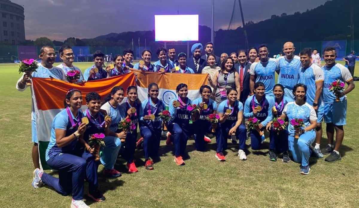 Asian Games 2023: भारतीय महिला क्रिकेट टीम ने एशिया कप में श्रीलंका को 21 रनों से हराकर जीता स्वर्ण